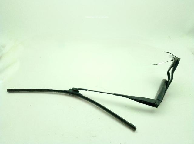 A2118200444 Brazo del limpiaparabrisas  disponible Burgos