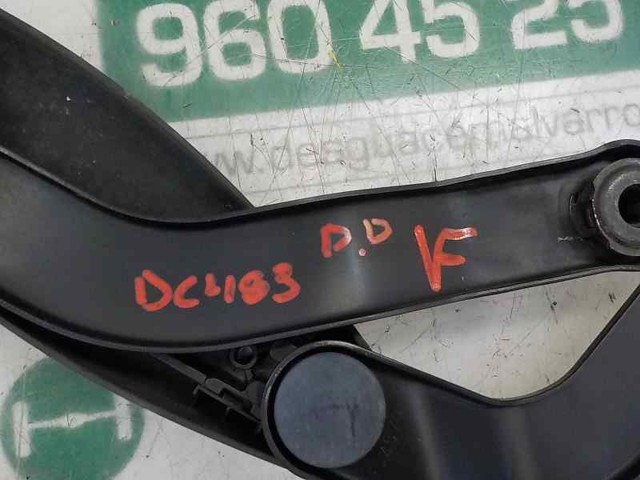 MERCEDES A2118200444 Brazo del limpiaparabrisas  disponible Valladolid