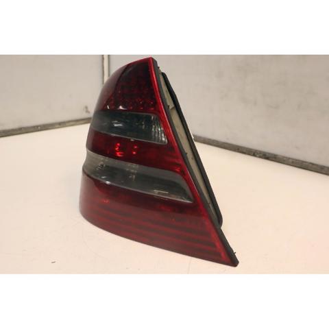 MERCEDES A2118200564 Piloto trasero izquierdo  en stock Terrassa