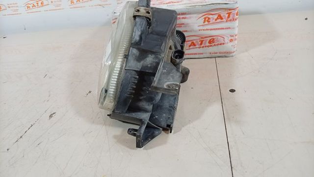 A2118200656 Faro antiniebla derecho  disponible Burgos