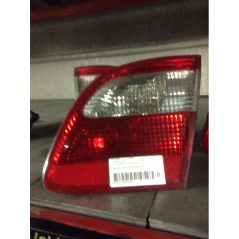 MERCEDES A2118201464 Piloto trasero interior derecho  en stock Terrassa