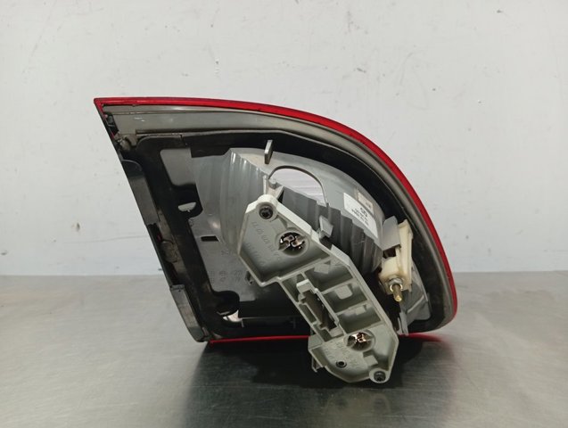 A2118201464 Piloto trasero interior derecho  en stock Granada