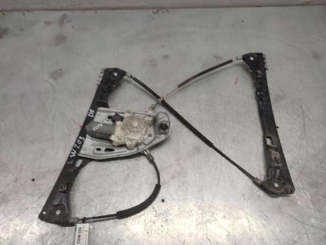 A2118201742 MERCEDES Motor del elevalunas de la puerta delantera izquierda  disponible Alicante