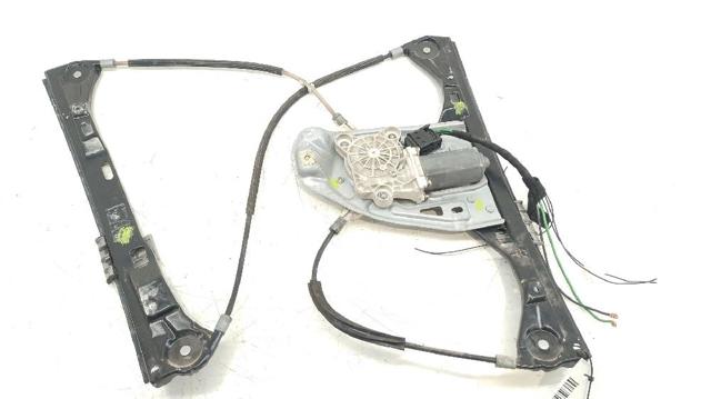 A2118201842 MERCEDES Motor del elevalunas de la puerta delantera derecha comprar Alcalá