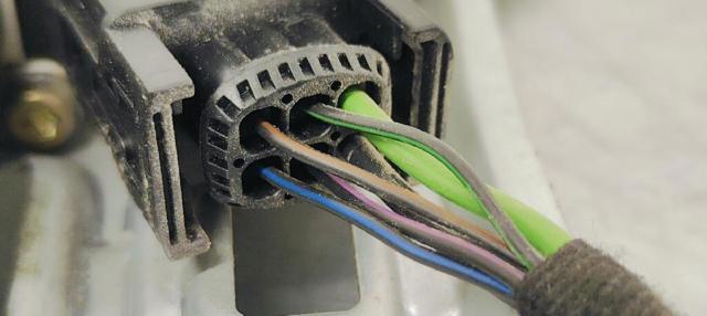 A2118201842 MERCEDES Motor del elevalunas de la puerta delantera derecha  comprar en Lleida