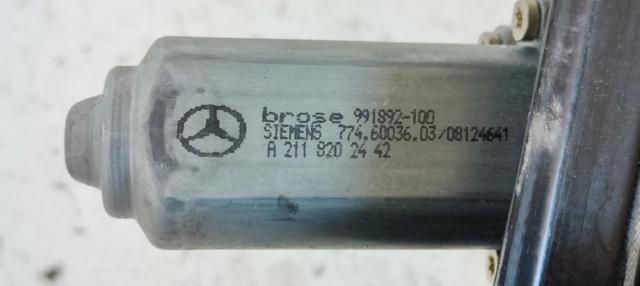A2118202442 MERCEDES Motor del elevalunas de la puerta trasera derecha  en stock Córdoba