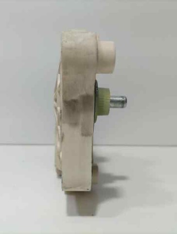 A2118202442 MERCEDES Motor del elevalunas de la puerta trasera derecha comprar Bilbao