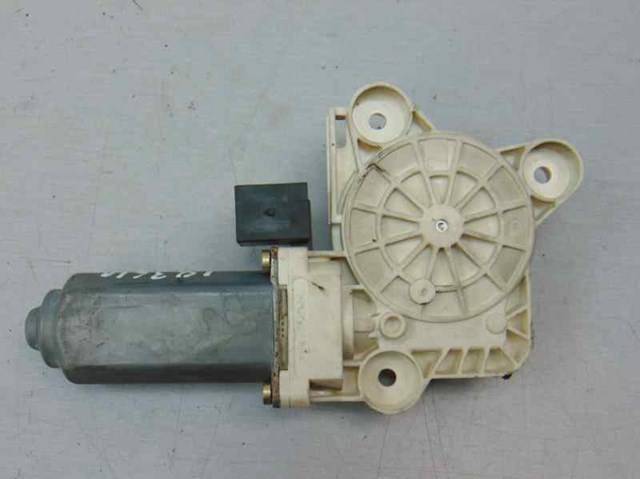 MERCEDES A2118202442 Motor del elevalunas de la puerta trasera derecha comprar Tarragona