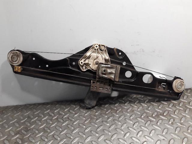A2118202442 MERCEDES Motor del elevalunas de la puerta trasera derecha  disponible Ourense