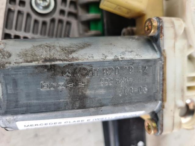 A2118202942 MERCEDES Motor del elevalunas de la puerta delantera izquierda  comprar en Jaén