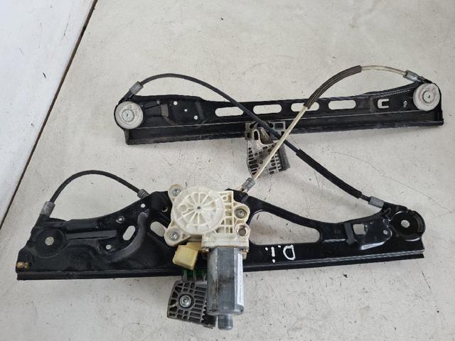 A2118202942 MERCEDES Motor del elevalunas de la puerta delantera izquierda  comprar en Oviedo
