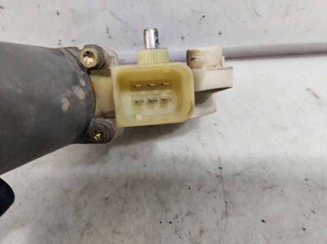 A2118202942 MERCEDES Motor del elevalunas de la puerta delantera izquierda  comprar en Jaén
