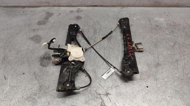 A2118203042 Motor del elevalunas de la puerta delantera derecha comprar Girona