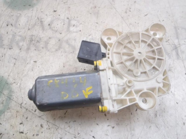MERCEDES A2118203042 Motor del elevalunas de la puerta delantera derecha  en stock Valencia