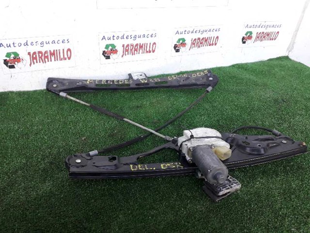 A2118203042 Motor del elevalunas de la puerta delantera derecha  en stock Granada