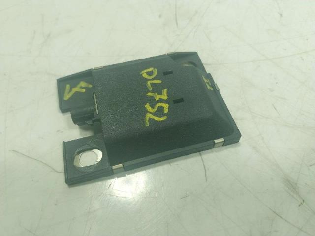 Antenas Mercedes E  (S211)