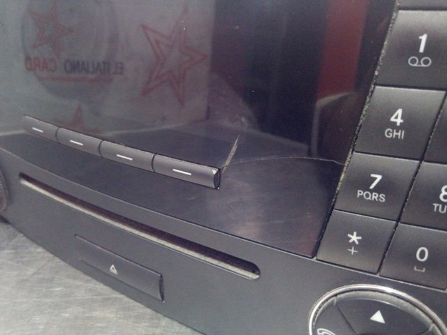 A2118209889 MERCEDES Radio AM/FM  disponible Vigo