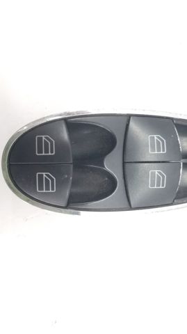 A2118213679 MERCEDES Unidad de control de elevalunas delantera izquierda  disponible Vigo
