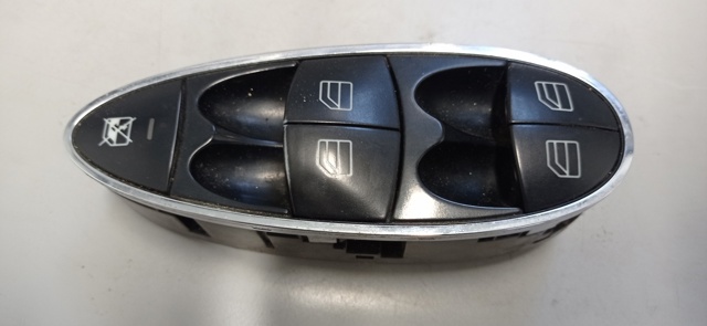 A2118213679 MERCEDES Interruptor de elevalunas delantera izquierda  en stock Córdoba