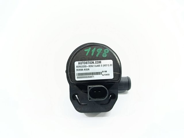 A2118350028 Bomba de agua eléctrica auxiliar comprar Girona
