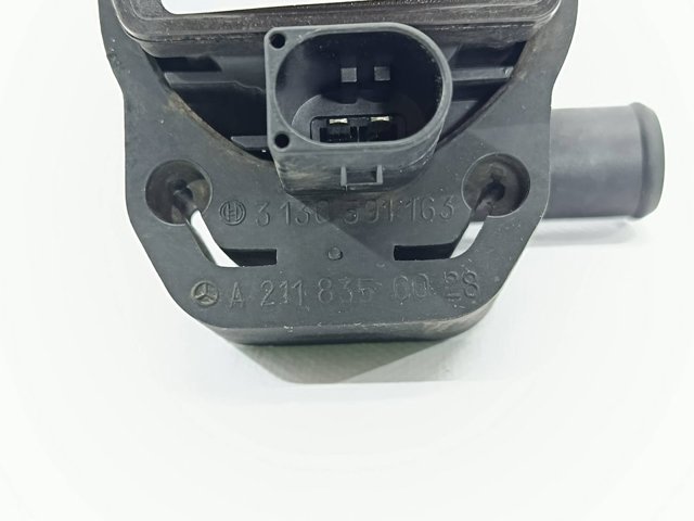 A2118350028 Bomba de agua eléctrica auxiliar comprar Sevilla