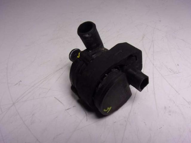 A2118350264 Bomba de agua eléctrica auxiliar  disponible Utrera