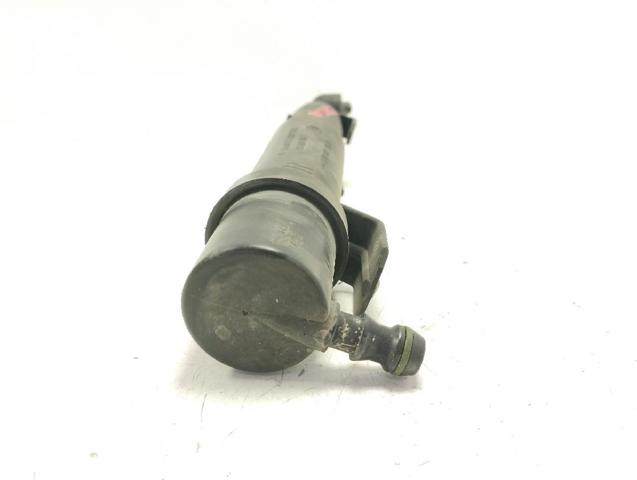 A2118600647 MERCEDES Tobera del lavador de faro delantero derecho comprar Alcalá