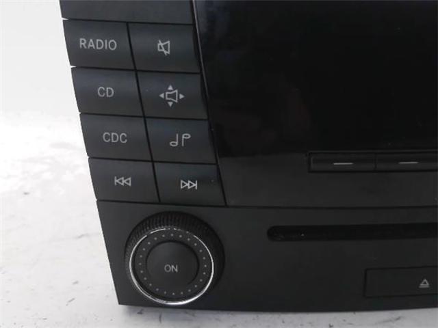 A2118702889 MERCEDES Radio AM/FM  disponible Ourense