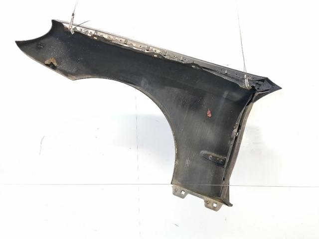 A2118801418 Aleta delantera derecha  disponible Utrera