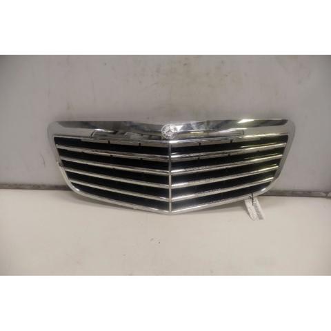 Rejilla delantera A21188017839040 MERCEDES
