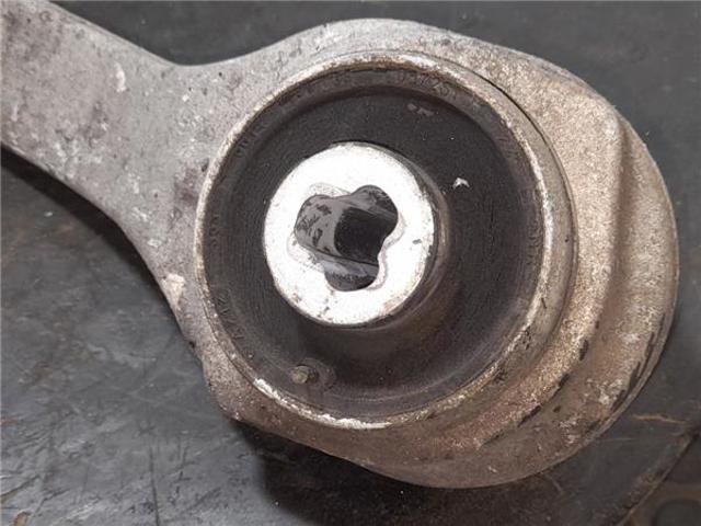 MERCEDES A2123302711 Brazo superior izquierdo de la suspensión delantera  disponible España