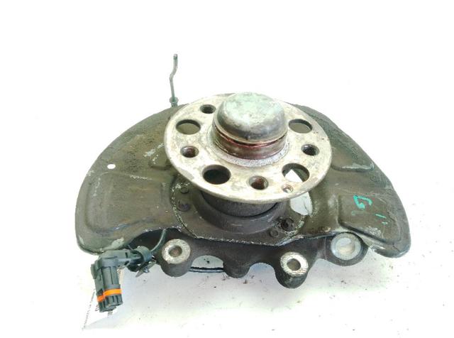 A2123322401 MERCEDES Mangueta delantera derecha  en stock Gandía