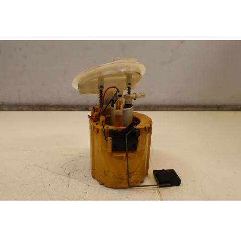 MERCEDES A2124700194 Módulo de bomba de combustible con sensor de nivel de combustible  disponible Valladolid
