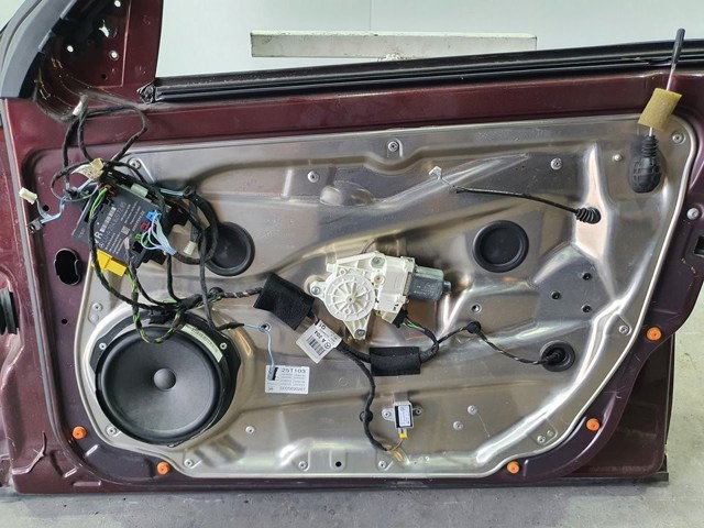 A2127201679 MERCEDES Mecanismo de elevalunas de la puerta delantera derecha  comprar en Oviedo