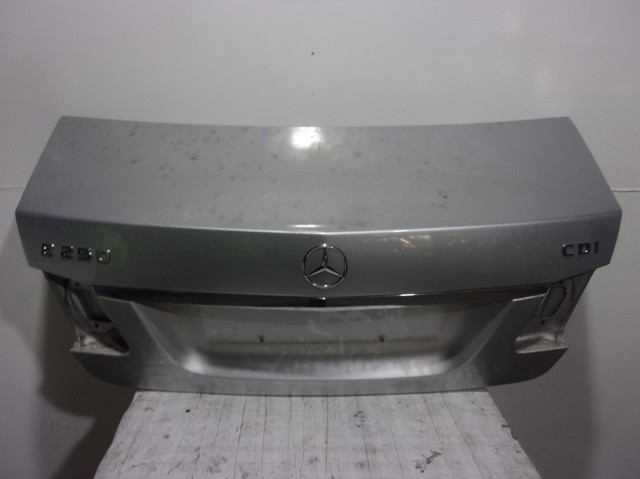 Tapa maletero para Mercedes E  (W212)