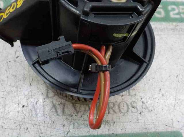 A2128200708 MERCEDES Motor del ventilador del calefactor  comprar en Oviedo