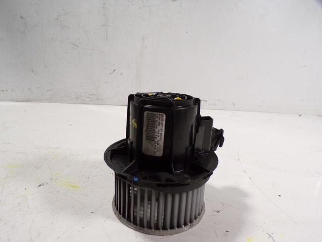 A2128200708 MERCEDES Motor del ventilador del calefactor  comprar en Jaén