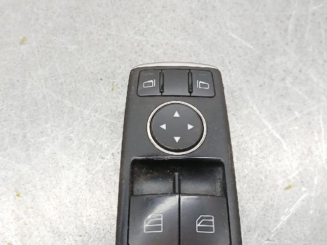 MERCEDES A2128208210 Interruptor de elevalunas delantera izquierda  en stock Salamanca