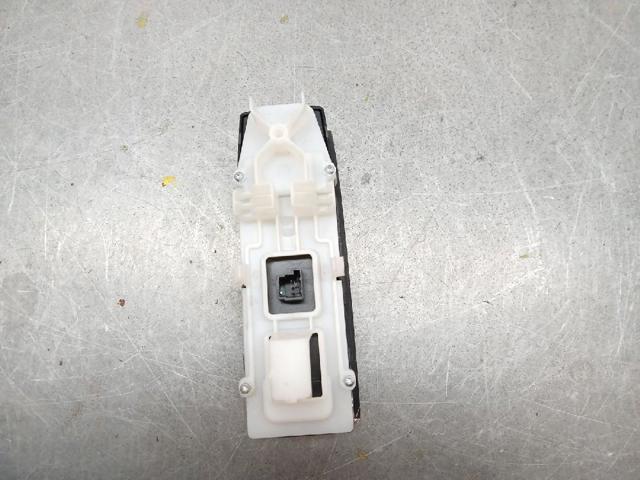 A2128208210 Unidad de control de elevalunas delantera izquierda  comprar en Reus