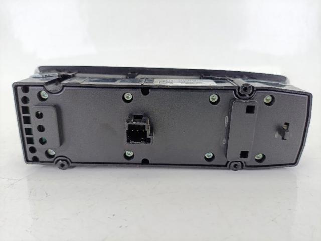 A2128208310 Interruptor de elevalunas delantera izquierda  en stock Sabadell
