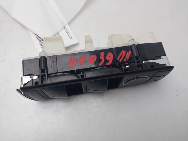 MERCEDES A2128208310 Interruptor de elevalunas delantera izquierda  en stock Valencia