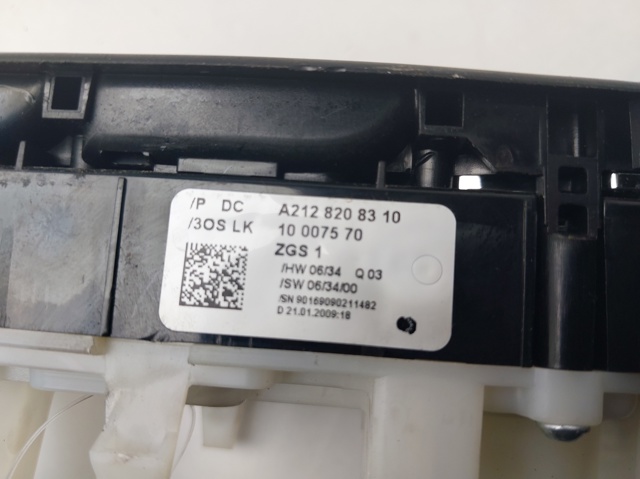 MERCEDES A2128208310 Interruptor de elevalunas delantera izquierda  en stock Salamanca