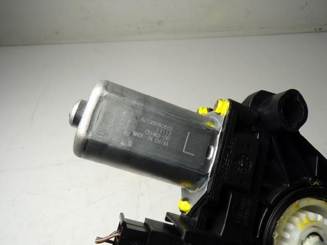 A2139060602 Motor del elevalunas de la puerta trasera derecha comprar Girona