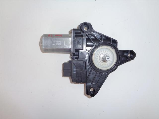 A2139060602 Motor del elevalunas de la puerta trasera derecha  en stock Castellón