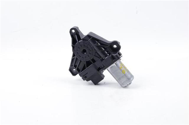 A2139060602 Motor del elevalunas de la puerta trasera derecha  en stock Granada