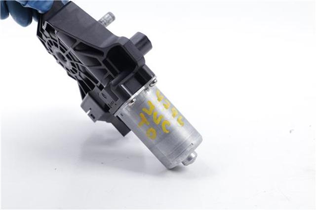 MERCEDES A2139060602 Motor del elevalunas de la puerta trasera derecha  disponible Valladolid