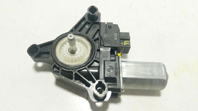 MERCEDES A2139060602 Motor del elevalunas de la puerta trasera derecha  en stock Valencia