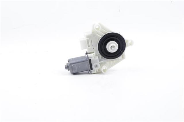 MERCEDES A2139069501 Motor del elevalunas de la puerta delantera derecha comprar Barcelona