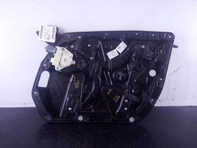 MERCEDES A2139069501 Motor del elevalunas de la puerta delantera derecha  disponible Valladolid