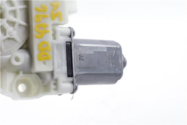 A2139069501 Motor del elevalunas de la puerta delantera derecha  comprar en Reus
